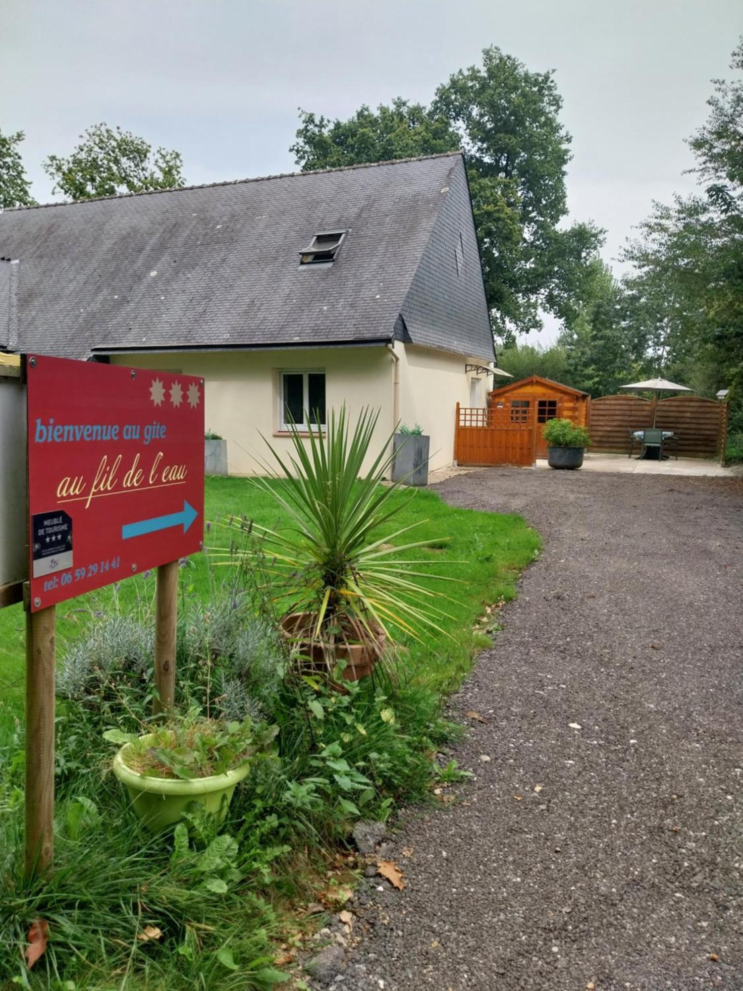 Au Fil De L'Eau Villa Rohan Exterior photo